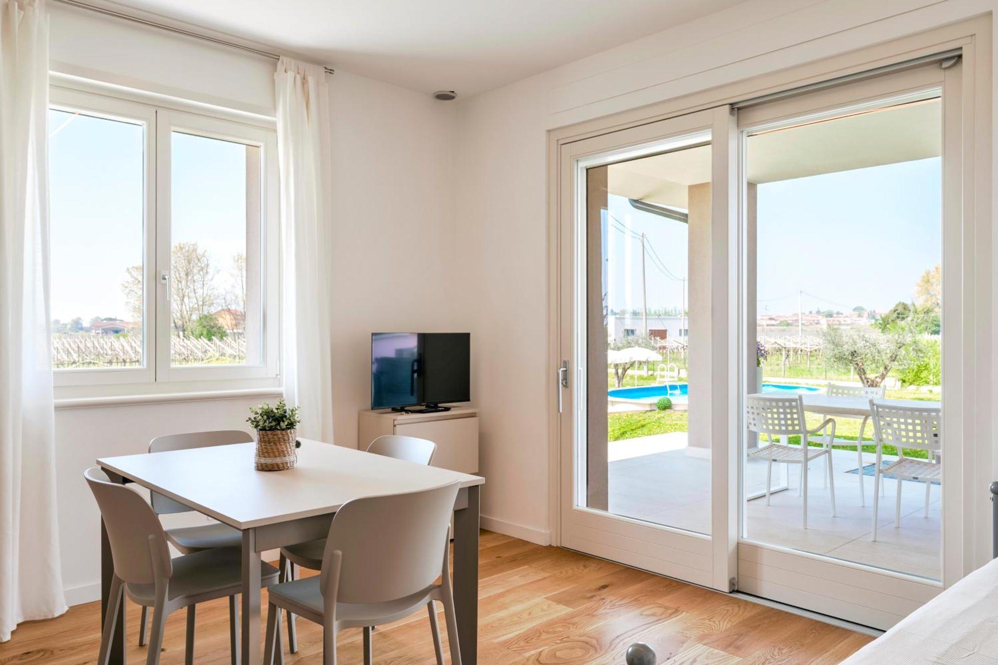 Lagobaldo Apartments - Regarda Travel Colà Dış mekan fotoğraf
